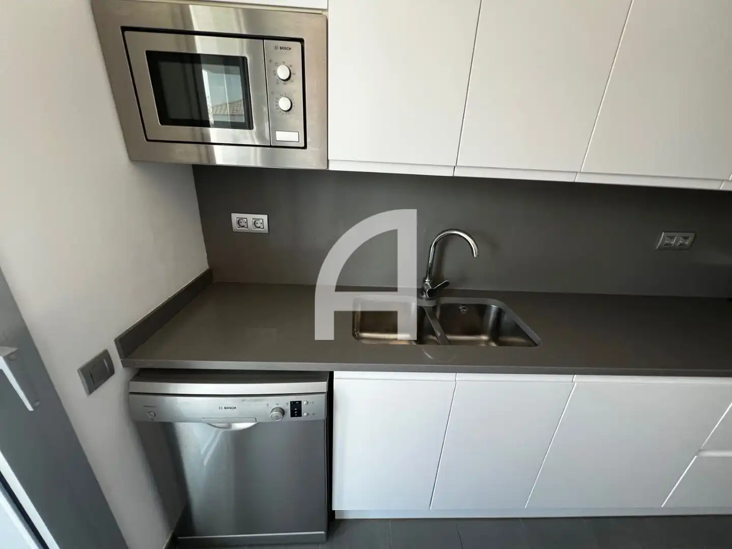 Küche von Wohnung zur Miete in Sitges mit Klimaanlage, Heizung und Parkett