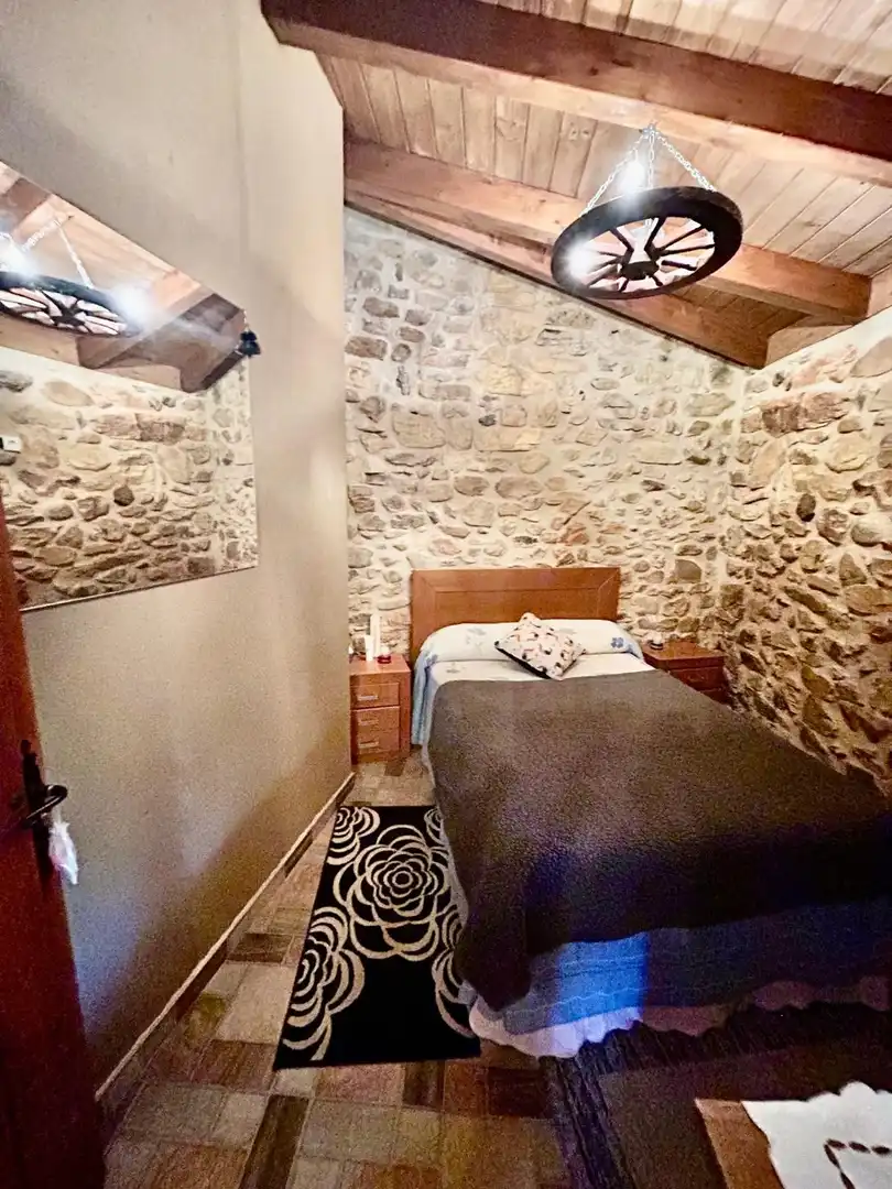 Dormitori de Casa o xalet en venda en Castrocontrigo amb Terrassa