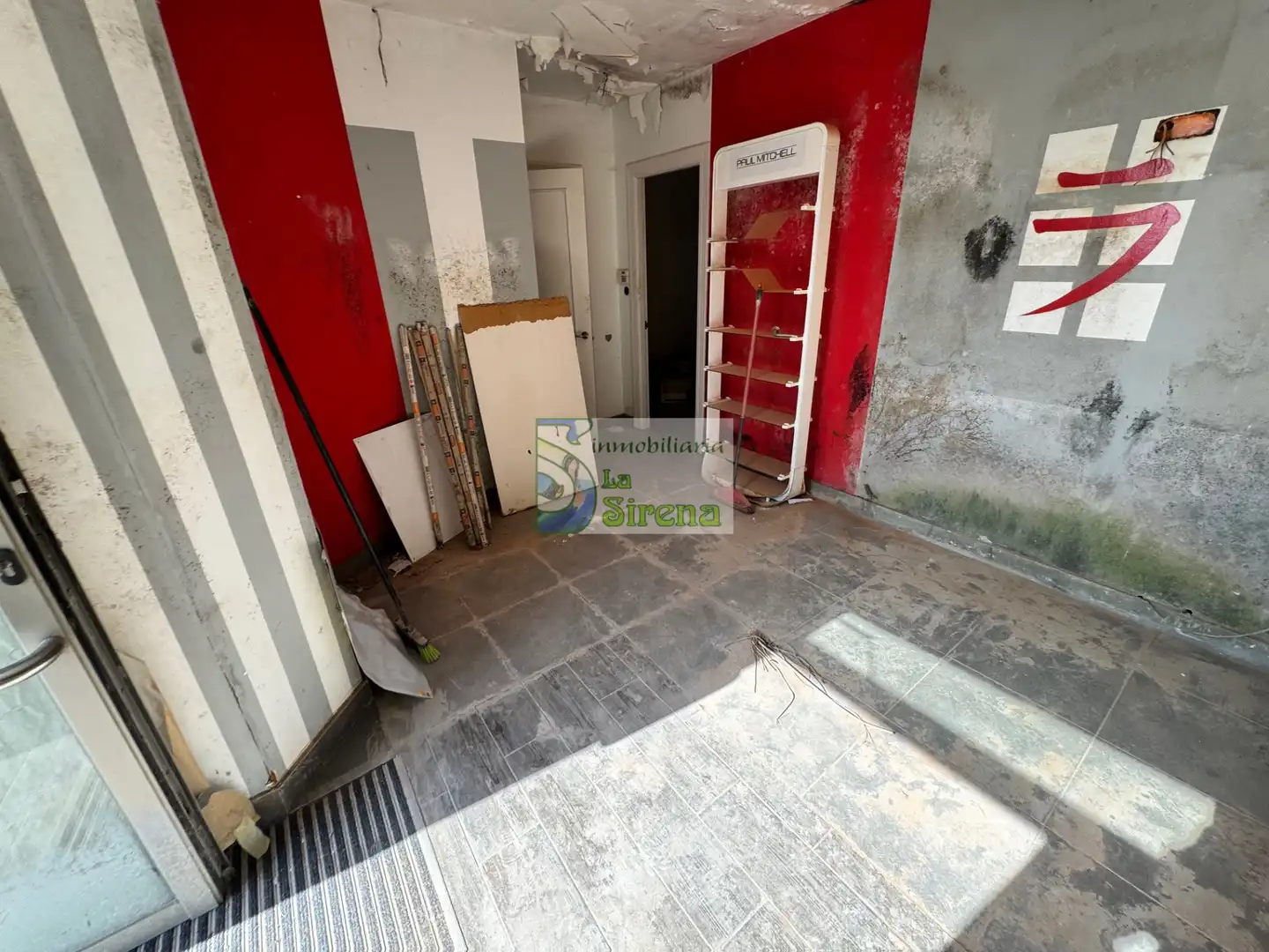 Local en venta en Castro-Urdiales con Alarma