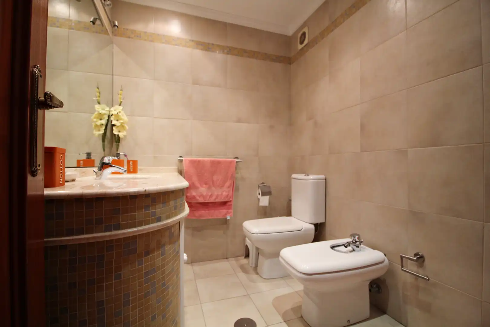 Baño de Piso en venta en Huelva con Amueblado y Balcón