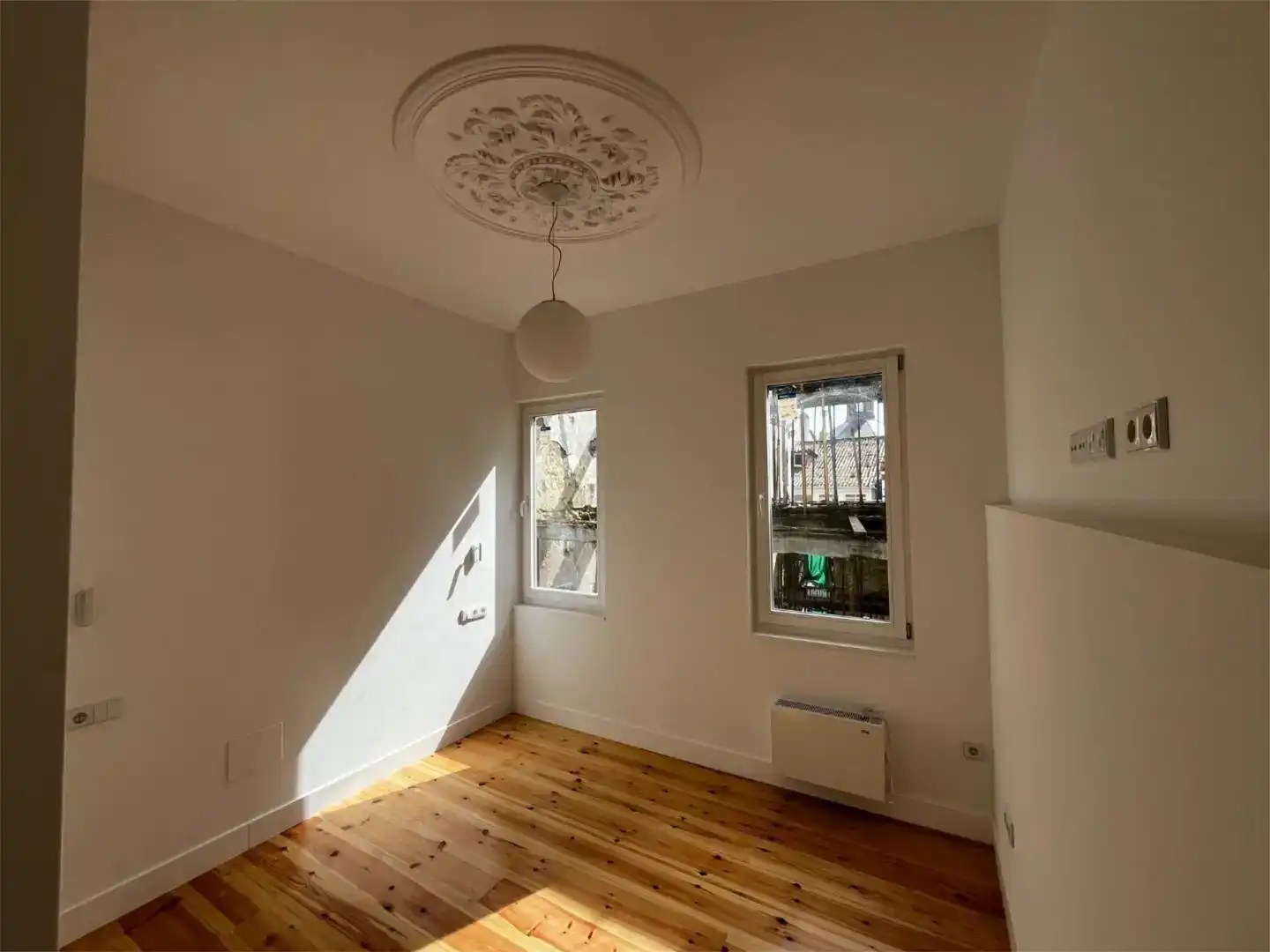 Habitación de Piso en venta en Ferrol con Balcón
