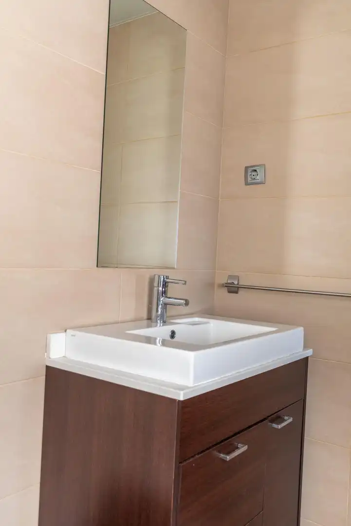 Badezimmer von Wohnung zum Verkauf in Badalona mit Heizung, Parkett und Terrasse
