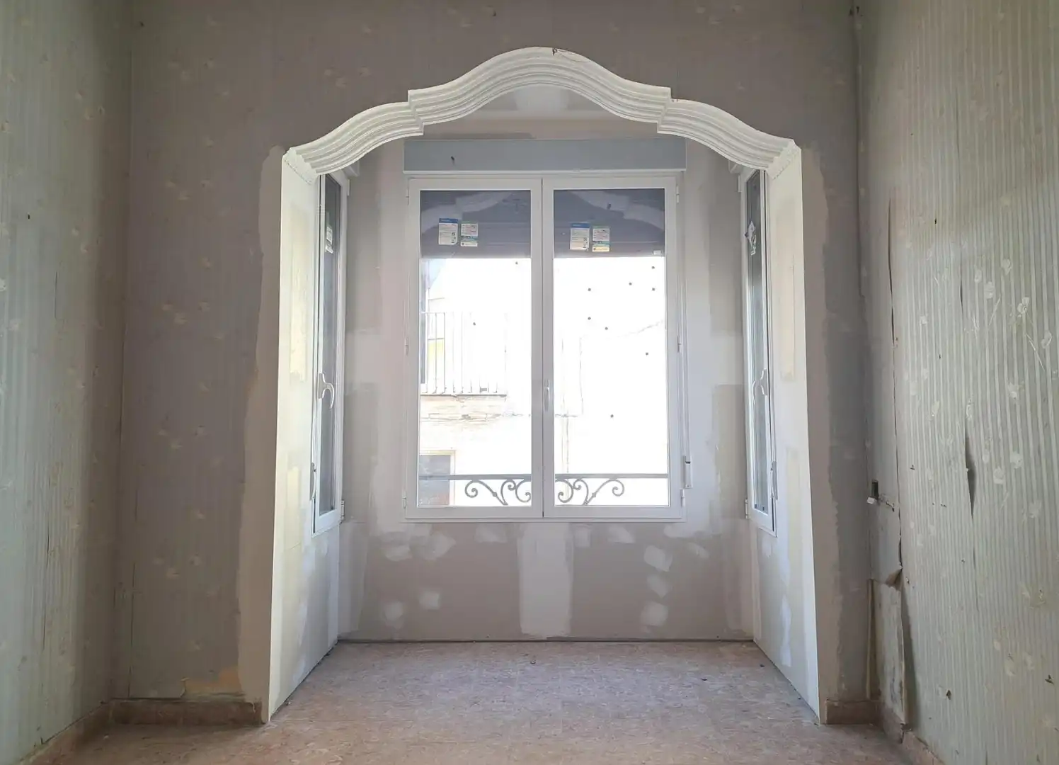 Piso en venta en Requena con Balcón