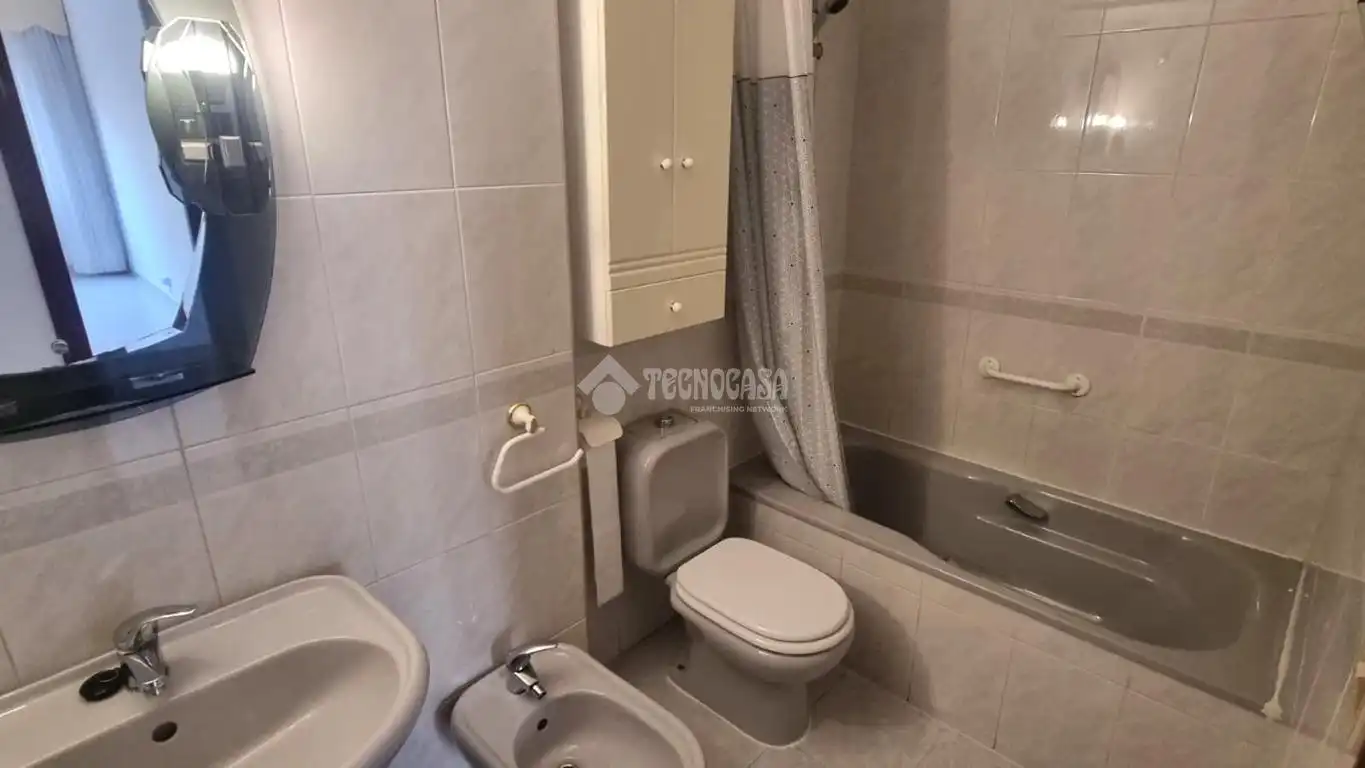 Bany de Pis de lloguer en Zaragoza amb Aire condicionat, Calefacció i Terrassa