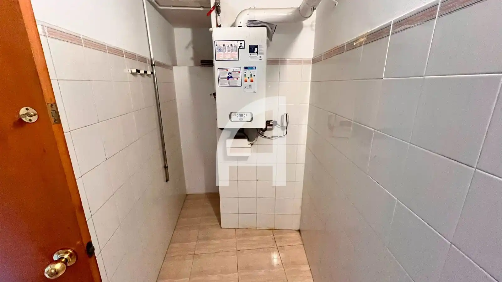 Badezimmer von Wohnung zur Miete in Cardedeu mit Heizung, Terrasse und Abstellraum