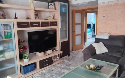 Sala d'estar de Pis en venda en Badajoz Capital amb Calefacció, Parquet i Traster