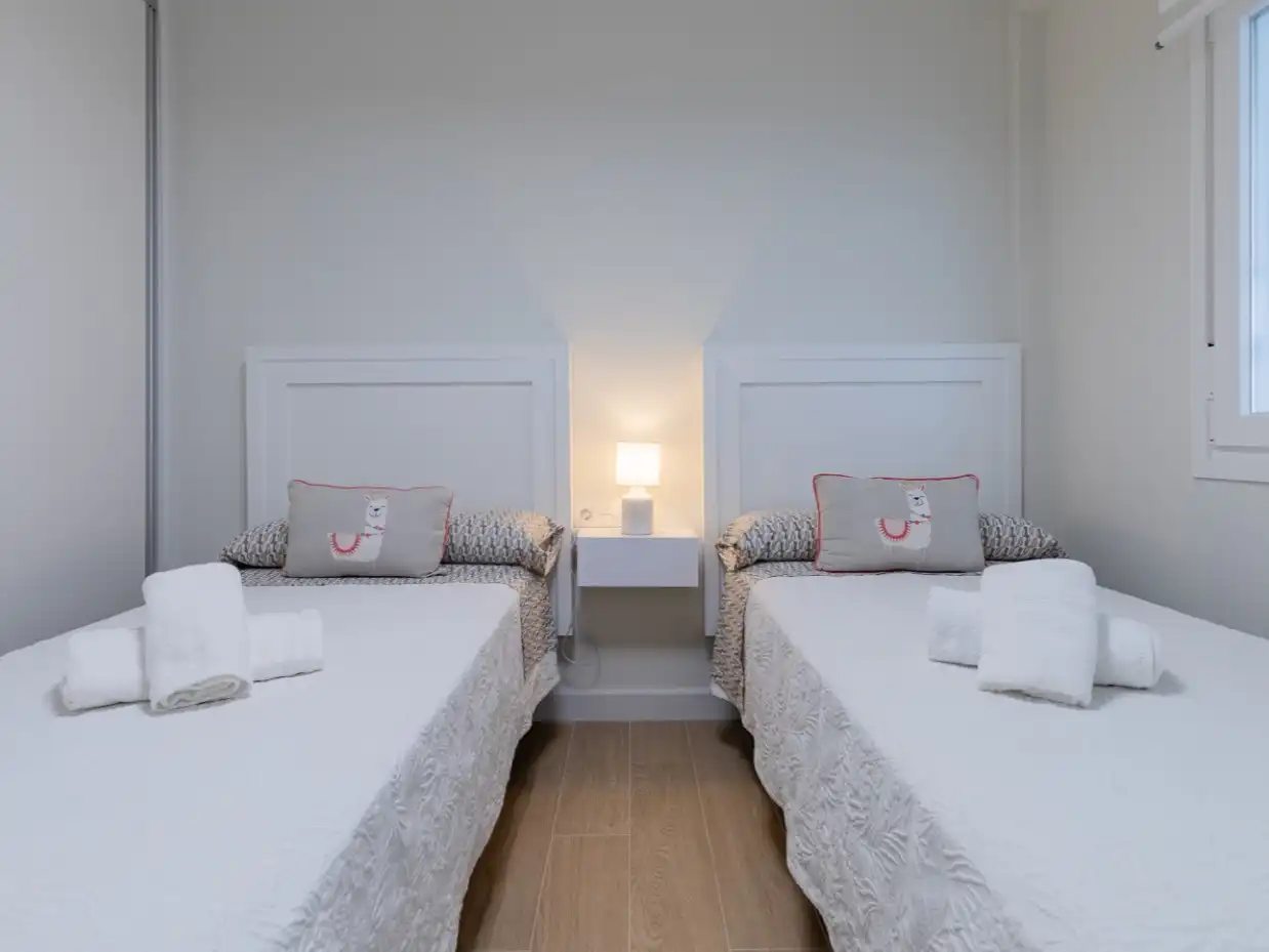 Bedroom of Flat for rent in La Herradura