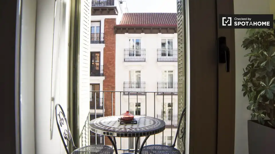 Piso con terraza en alquiler en Centro, imagen 6