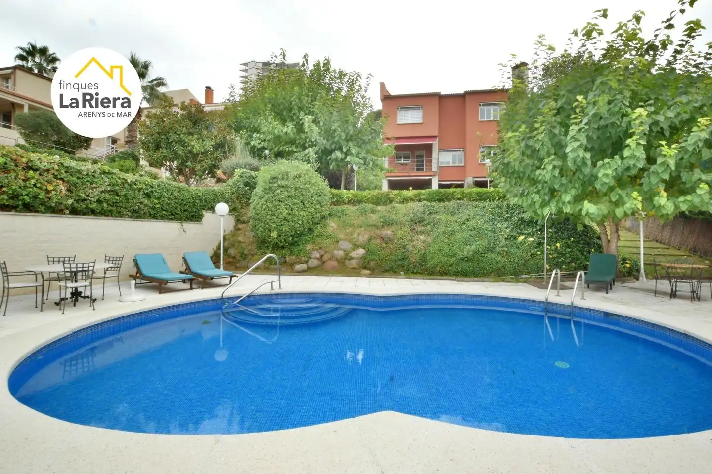 Piscina de Casa o xalet en venda en Arenys de Munt amb Aire condicionat, Calefacció i Jardí privat