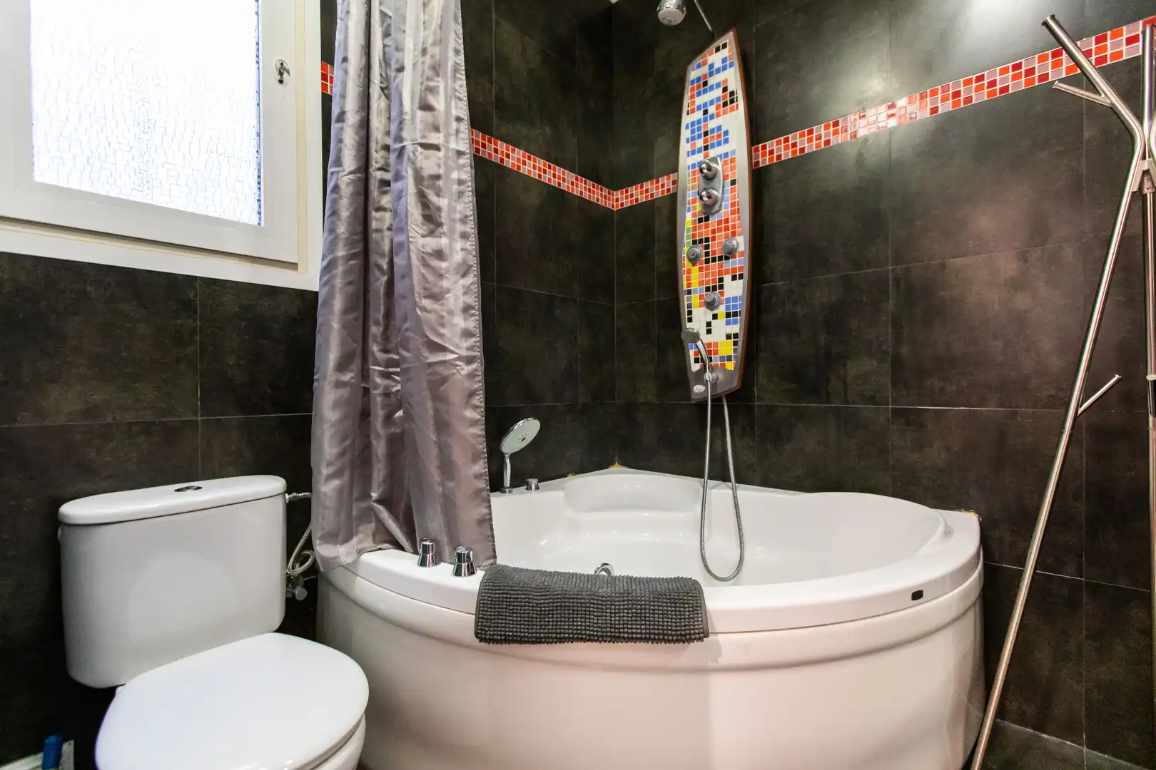 Flat for sale in Carrer de Tapioles, El Poble Sec - Parc de Montjuïc
