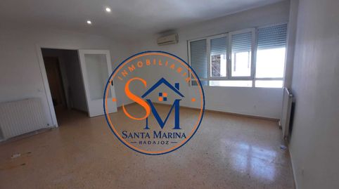 Foto 5 de Apartamento de alquiler en Santa Marina, Badajoz Capital