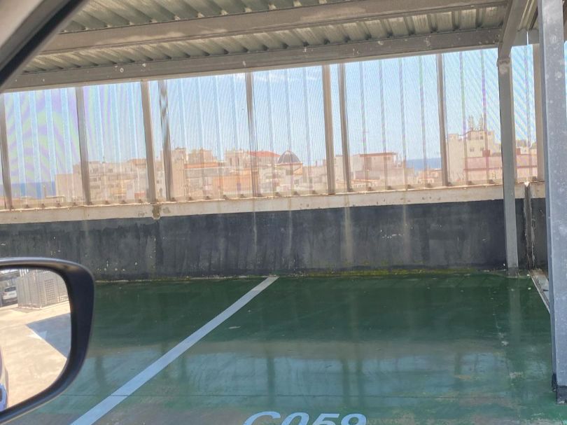 Schwimmbecken von Garage zur Miete in Benidorm