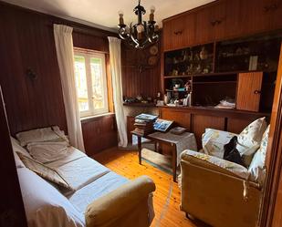 Sala d'estar de Pis en venda en Torrelavega  amb Moblat