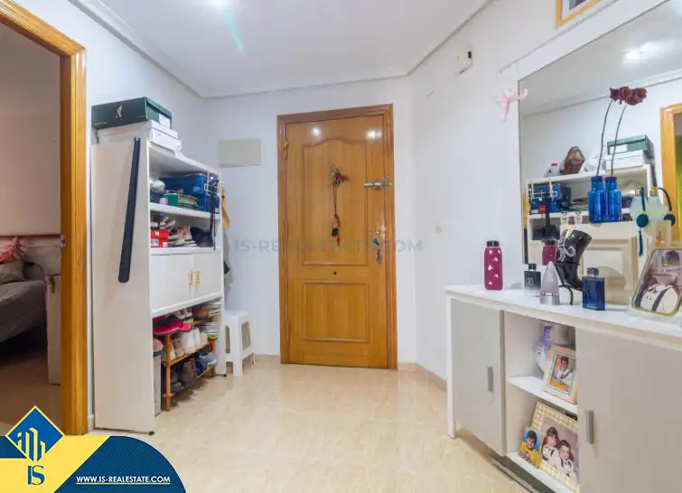Piso con piscina en venta en Playa de los Locos, imagen 3