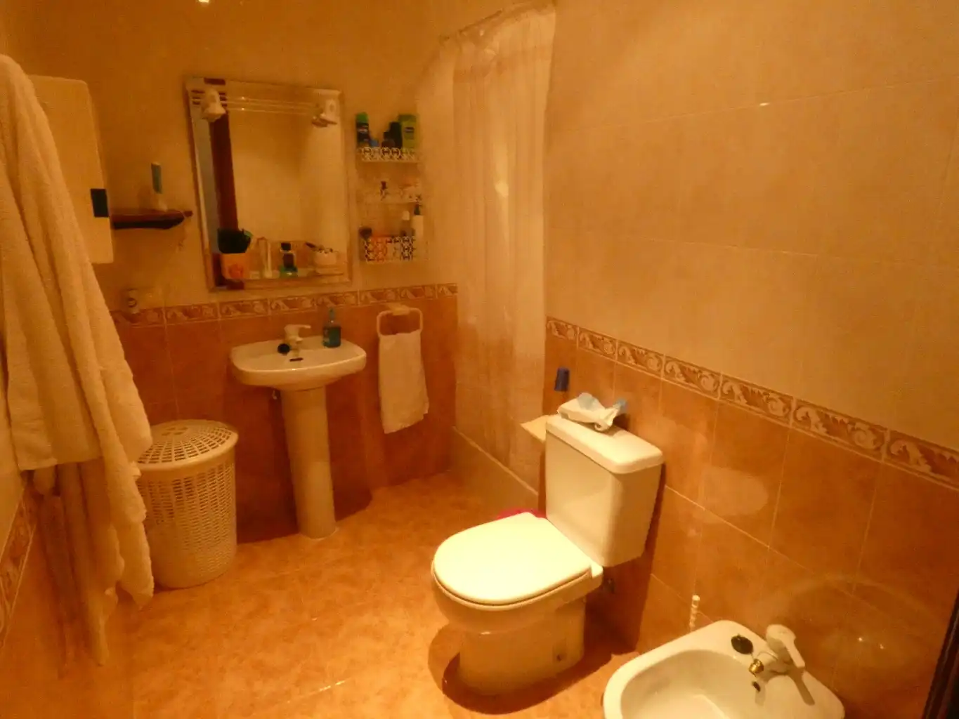 Baño de Casa o chalet en venta en Alanís con Aire acondicionado, Terraza y Amueblado
