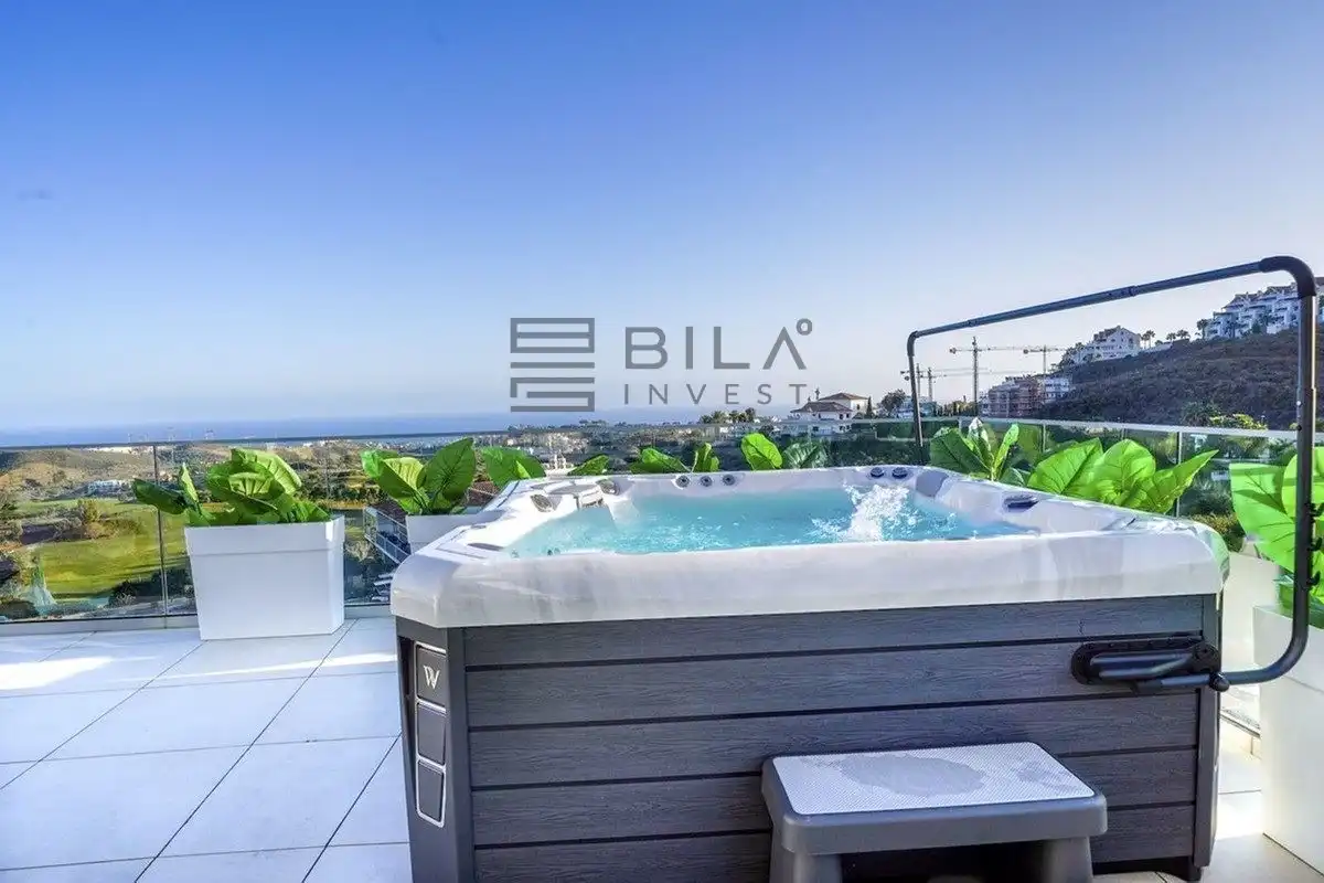 Penthouse with pool for sale in Benalauria, imagen 5