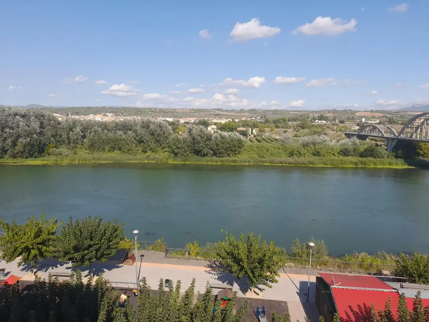 Schlafzimmer von Büro zum Verkauf in Móra d'Ebre mit Terrasse
