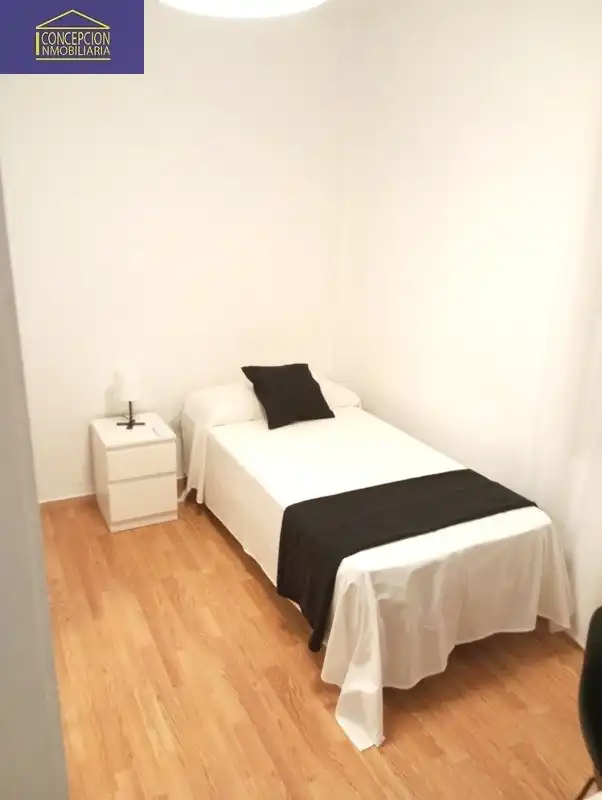 Habitación de Piso de alquiler en Córdoba con Aire acondicionado, Calefacción y Amueblado