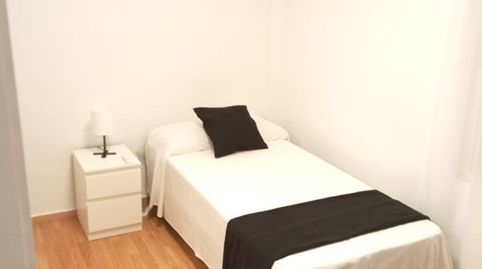 Foto 5 de Piso de alquiler en Ciudad Jardín - Zoco, Córdoba Capital