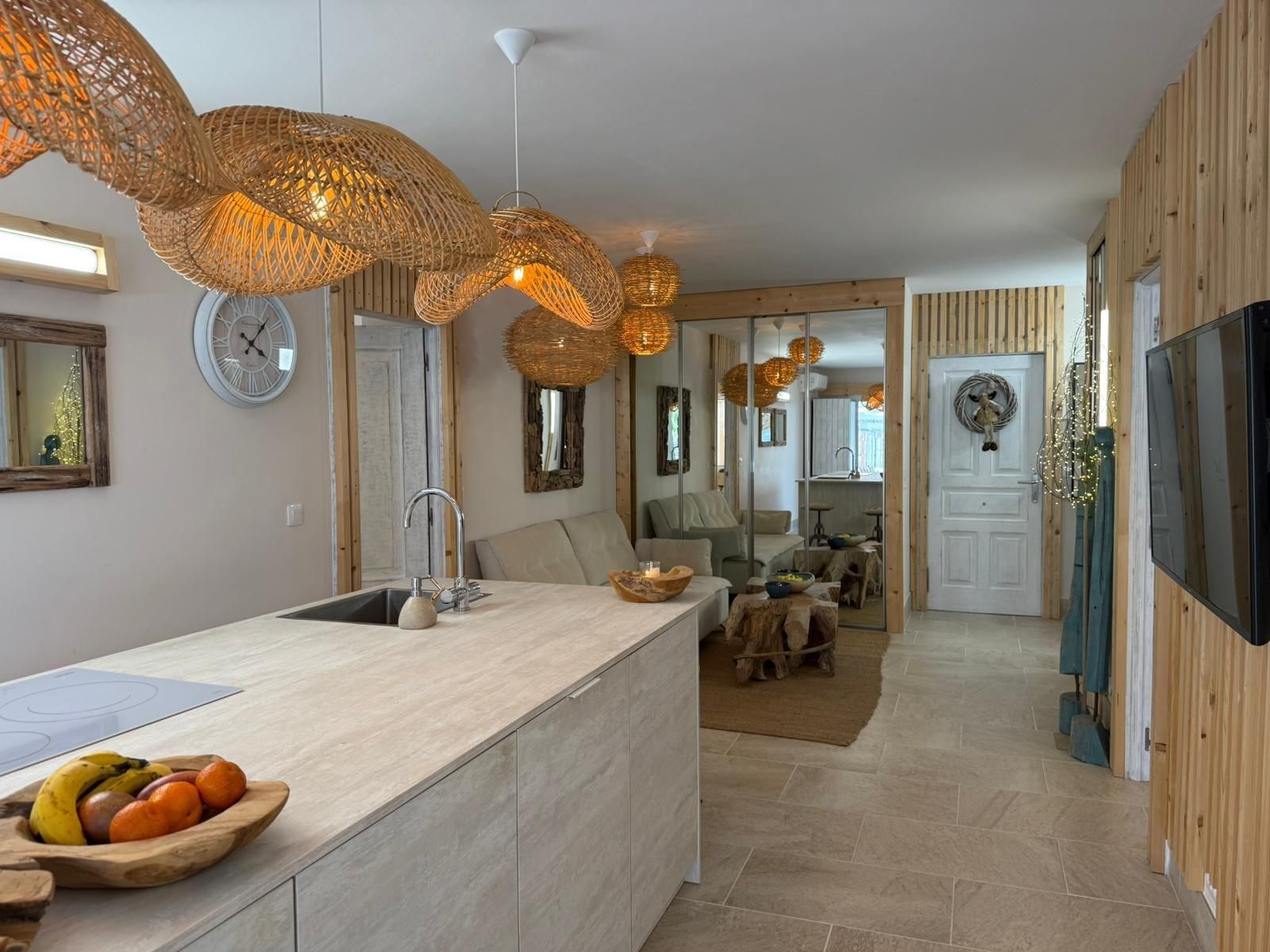 Sala d'estar de Apartament en venda en Adeje amb Aire condicionat, Jardí privat i Terrassa