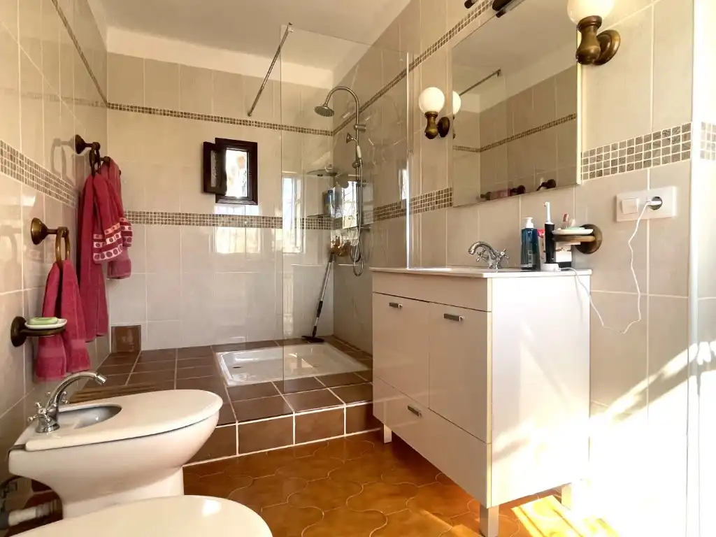 Bany de Casa o xalet en venda en Mojácar amb Aire condicionat, Jardí privat i Terrassa