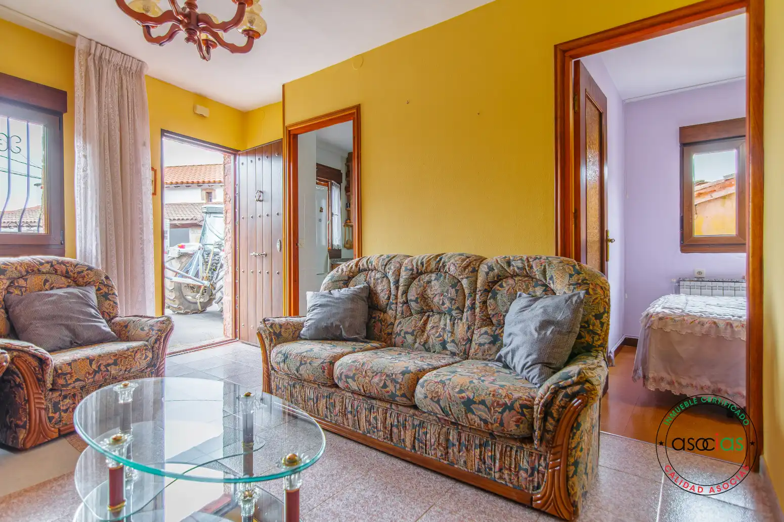 Sala de estar de Casa adosada en venta en Proaza con Calefacción y Trastero