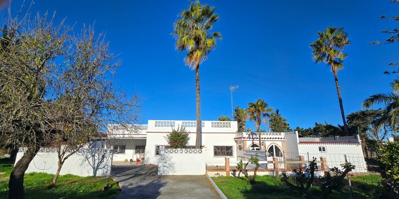 Exterior view of House or chalet for sale in Rota  with Private garden and Terrace