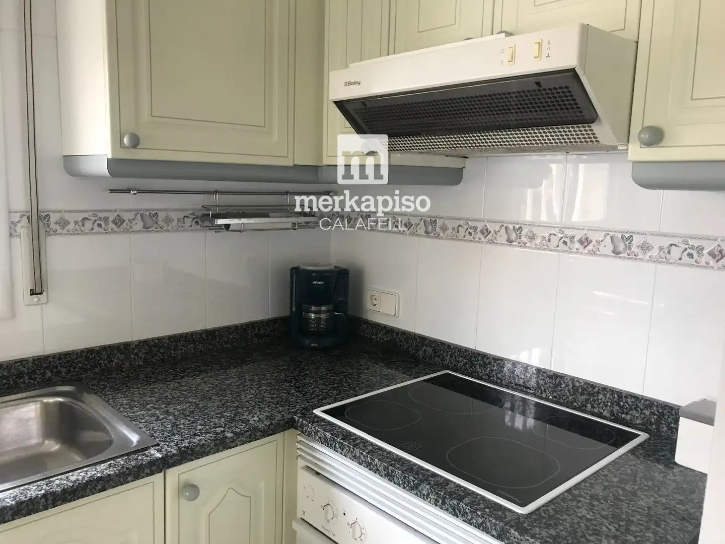 Kitchen of Flat for sale in L'Estany