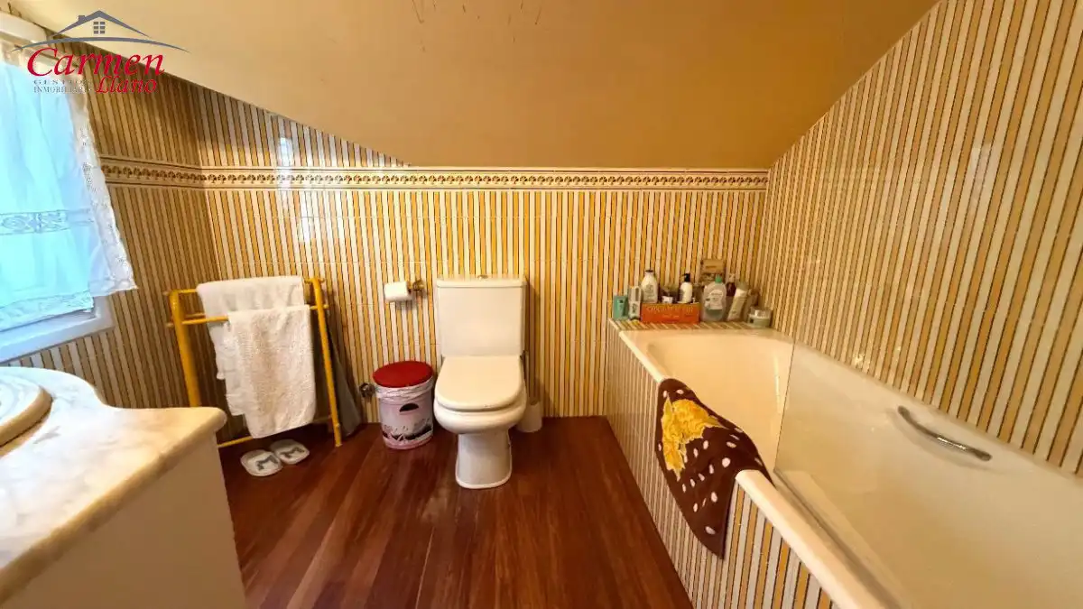 Bathroom of Detached homes for sale in Getxo   with Heating, Private garden and Storage room