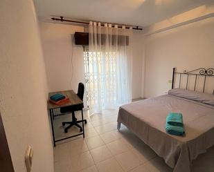 Bedroom of Flat to share in  Almería Capital  with Air Conditioner and Terrace