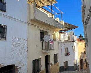 Vista exterior de Casa o xalet en venda en Alcuéscar amb Terrassa