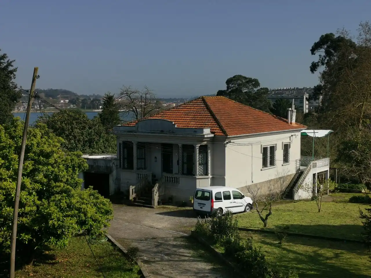 Vista exterior de Casa o chalet en venta en A Coruña Capital  con Jardín privado