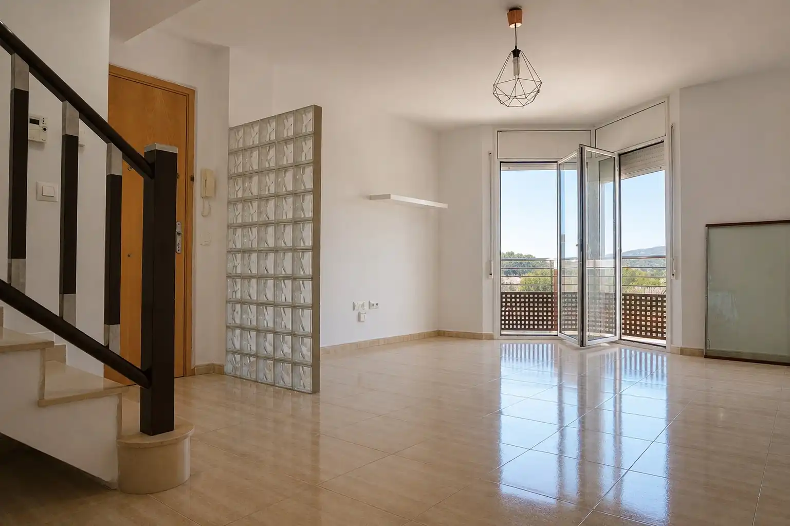 Sala d'estar de Dúplex en venda en Palafolls amb Calefacció i Terrassa