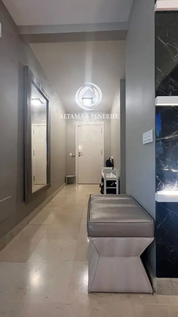 Apartamento con piscina en venta en Costa Adeje, imagen 35