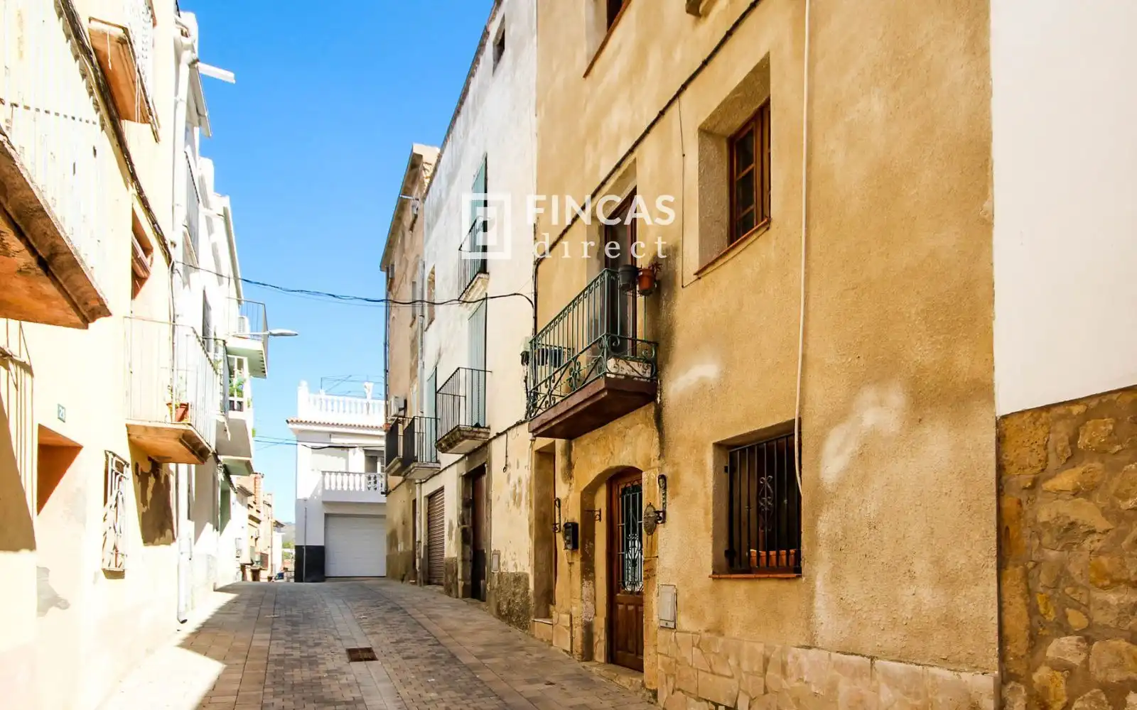 Exterior view of Houses for sale in Riba-roja d'Ebre  with Parquet flooring, Terrace and Furnished