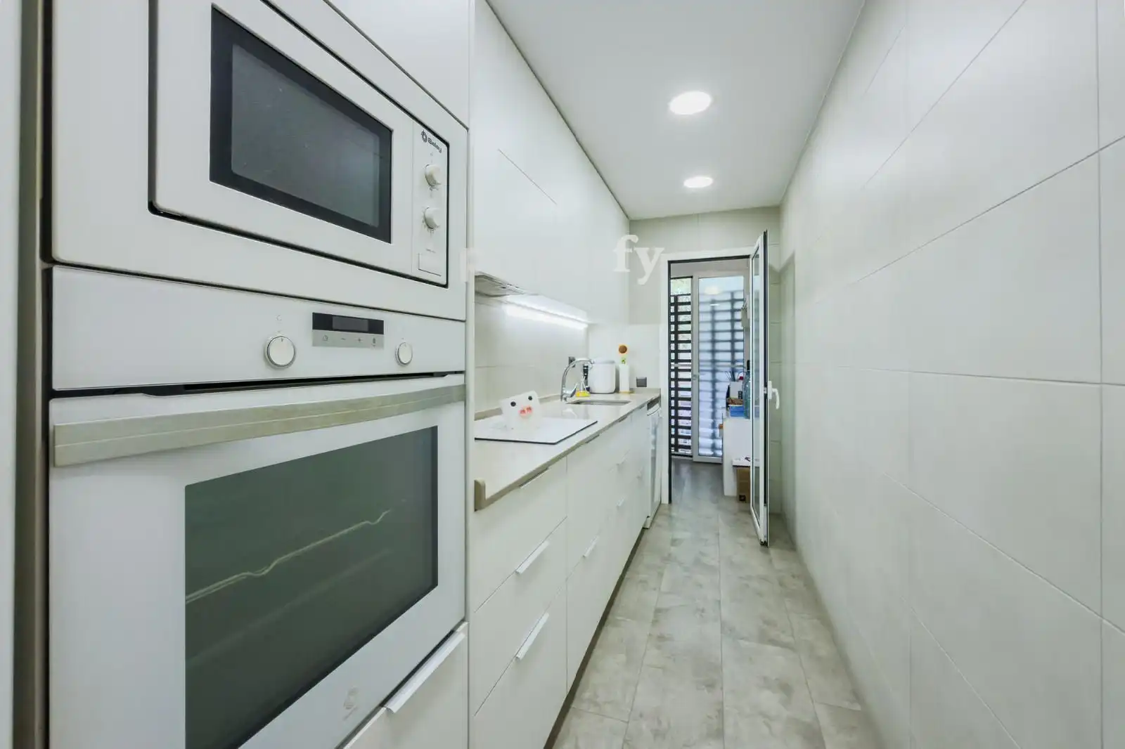 Piso en venta en Provença, El Camp de l'Arpa del Clot