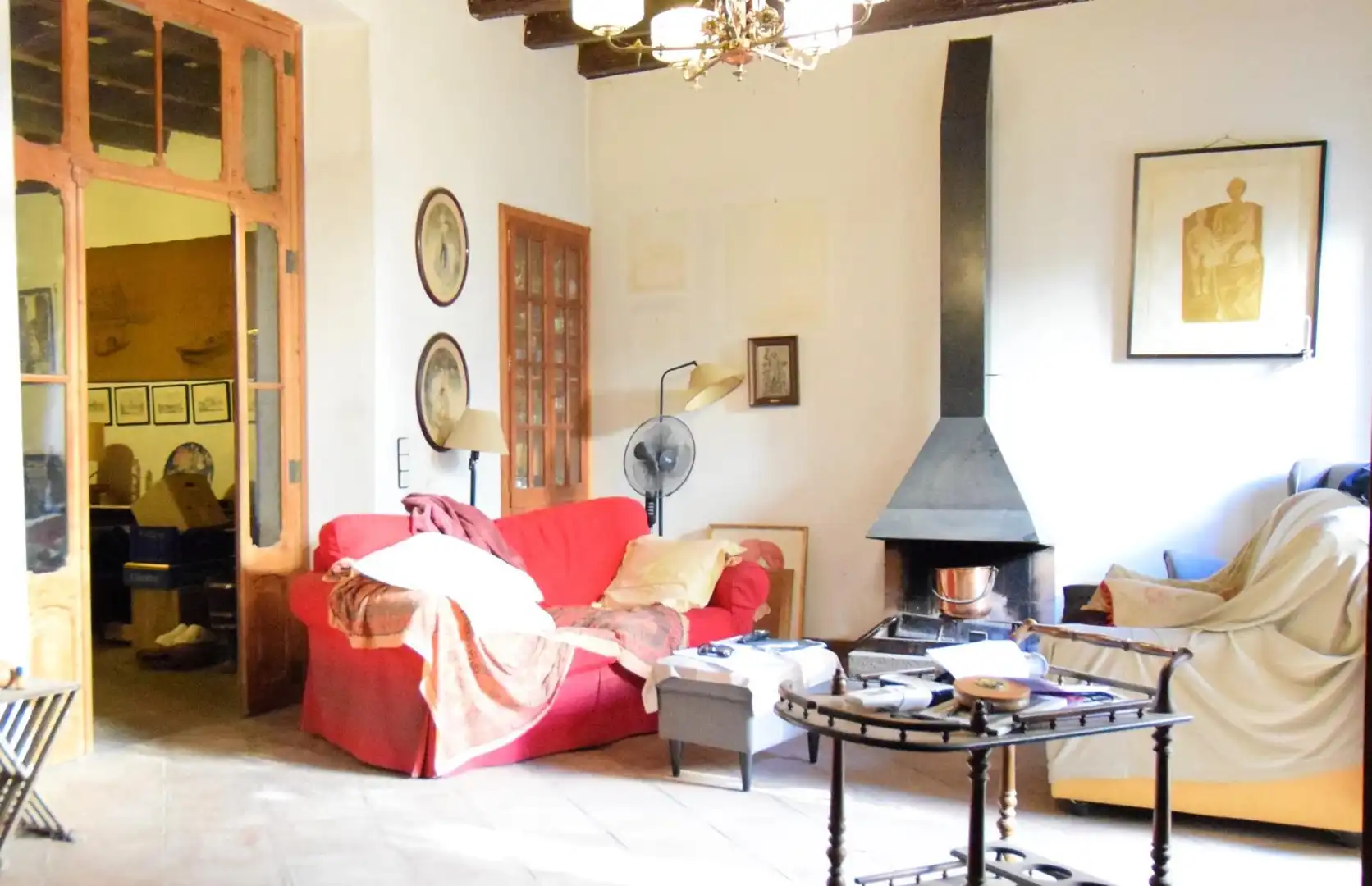 Sala d'estar de Casa o xalet en venda en Mataró amb Jardí privat, Terrassa i Traster