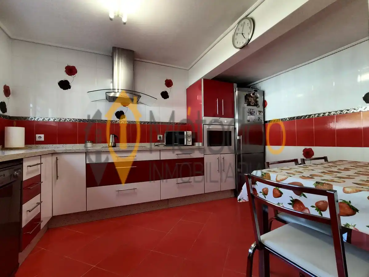 Kitchen of Detached homes for sale in Sevilla  with Air Conditioner and Terrace