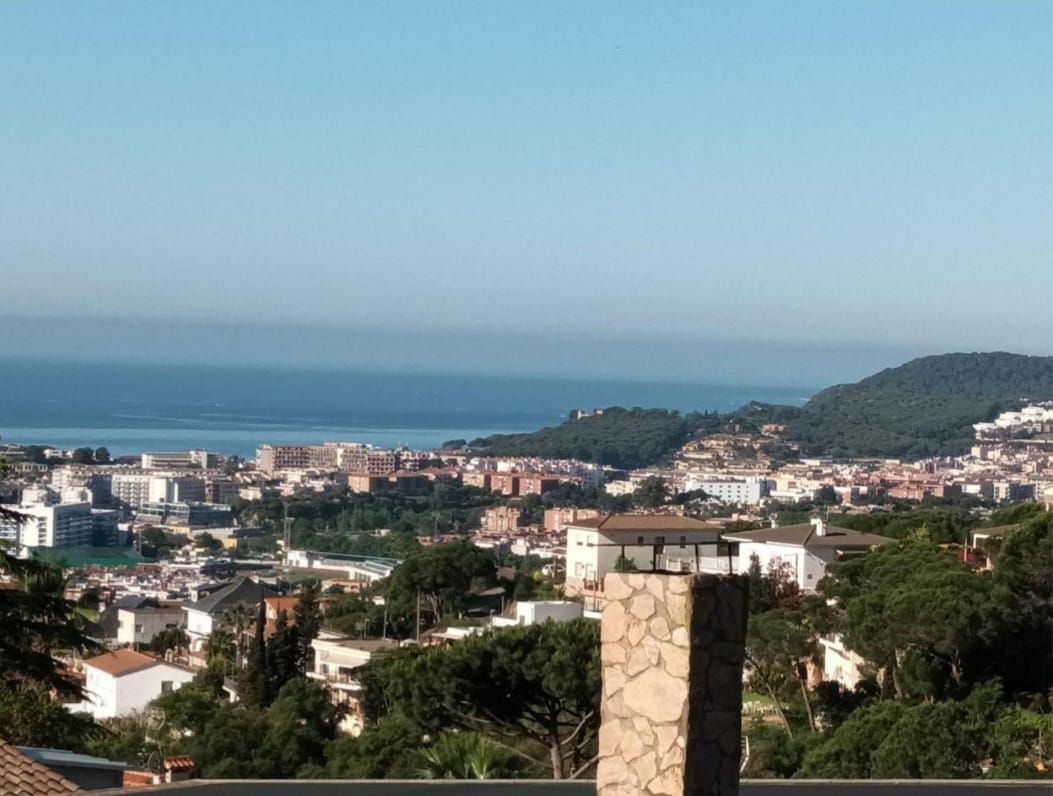 Vista exterior de Casa o chalet en venta en Lloret de Mar con Calefacción, Jardín privado y Terraza