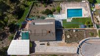 Jardí de Casa o xalet en venda en Corbera de Llobregat amb Aire condicionat, Terrassa i Piscina