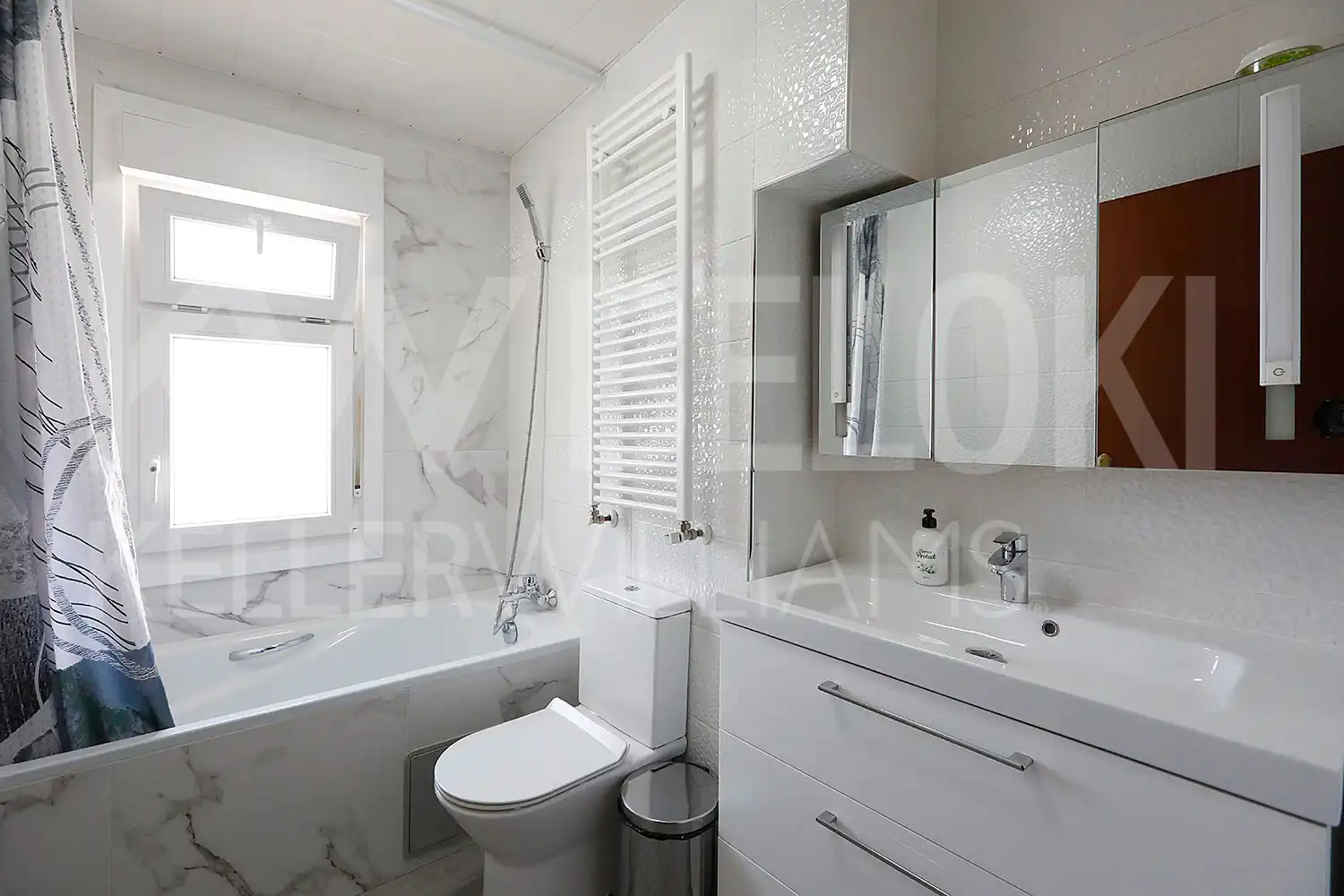 Piso en venta en Calle de Pelegrín de Uranzu, Centro - Mendibil - Santiago