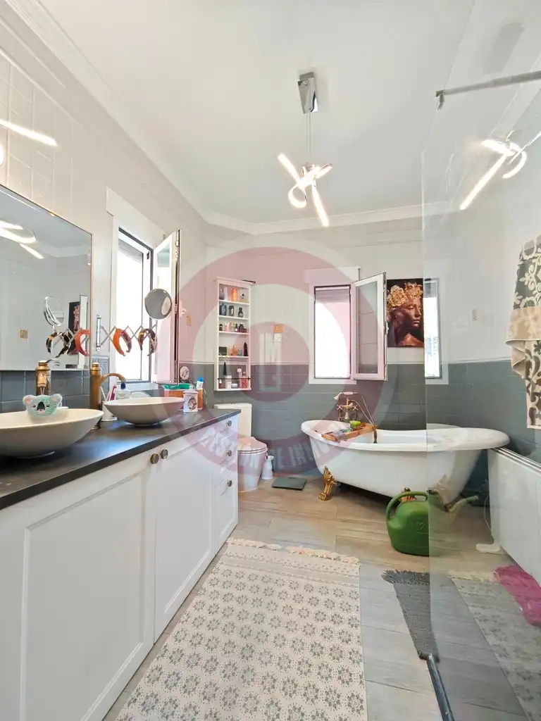 Baño de Casa o chalet en venta en Arenas con Aire acondicionado, Jardín privado y Terraza