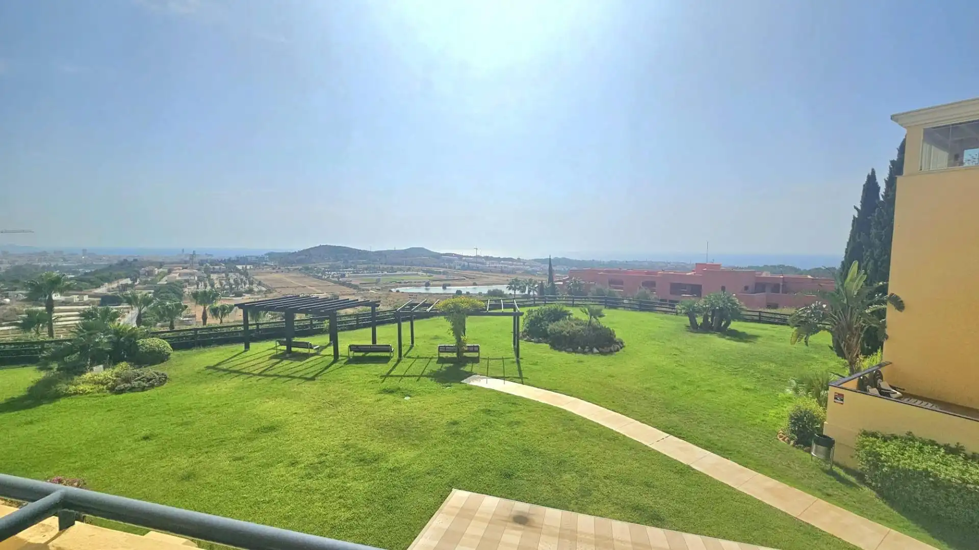 Appartement compact avec piscine à vendre à Hipódromo - Cerrado del Águila, imagen 2