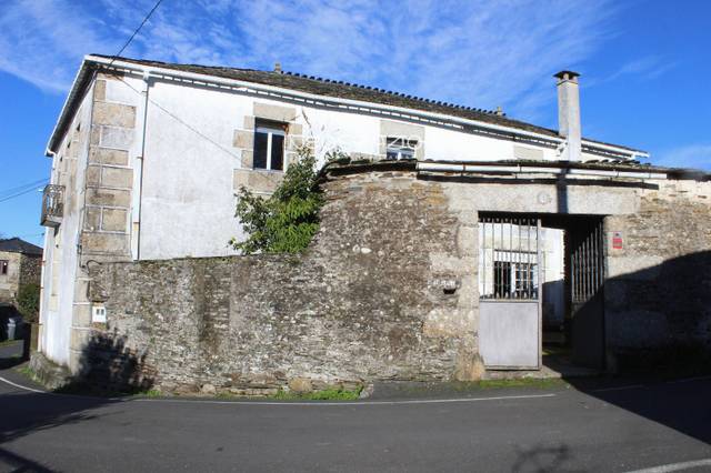 Casa-chalet en Venta en Coeo - St. María de Bóveda - Lugo en Parroquias del Este