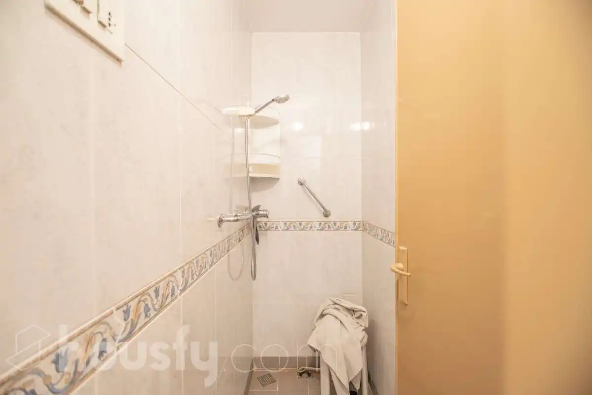 Bathroom of Flat for sale in Zaragoza