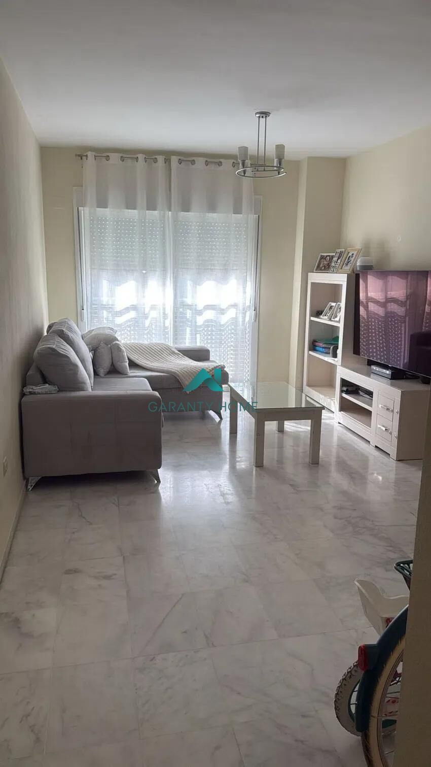 Sala d'estar de Pis de lloguer en  Sevilla Capital amb Aire condicionat, Terrassa i Balcó