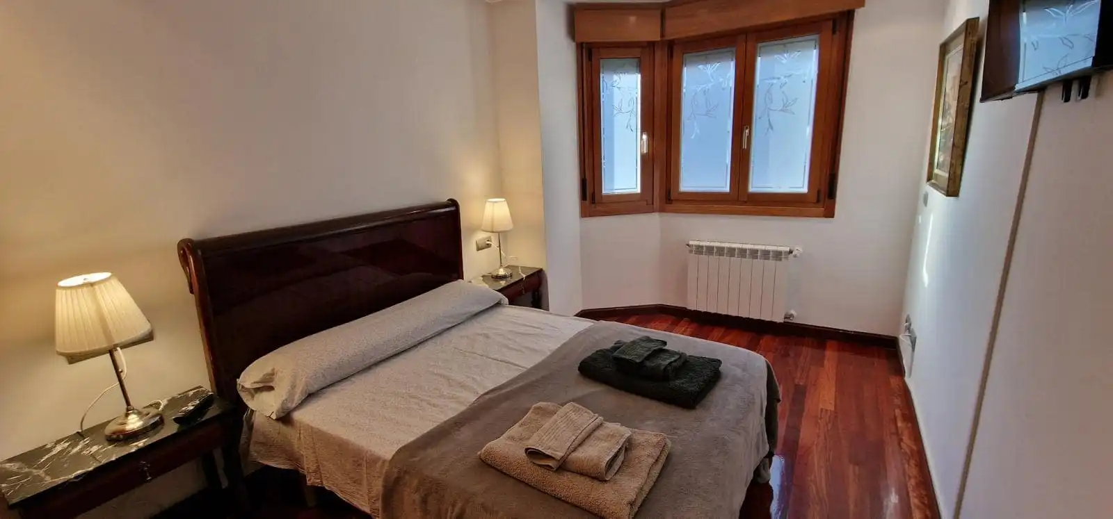 Bedroom of Flat for rent in Gijón   with Heating, Parquet flooring and Storage room
