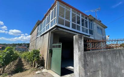 Vista exterior de Casa o xalet en venda en Castrelo de Miño amb Terrassa i Balcó