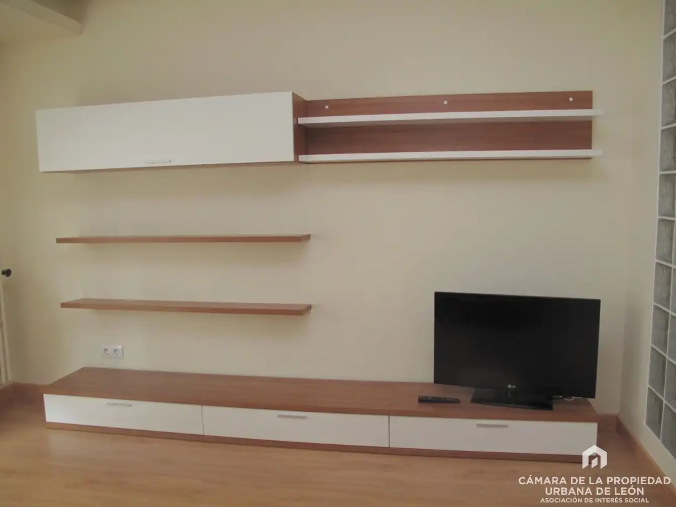 Living room of Flat for rent in León Capital   with Heating, Terrace and Furnished