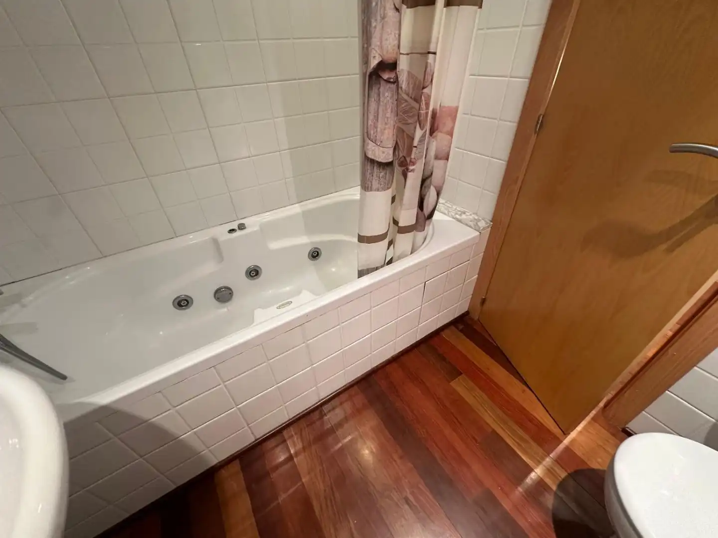 Baño de Casa adosada de alquiler en Almazora / Almassora con Aire acondicionado, Calefacción y Parquet